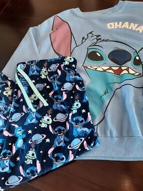 Adult XL Lilo & Stitch Light Blue Pajama Set w Velour Bottoms Elastic Waist.